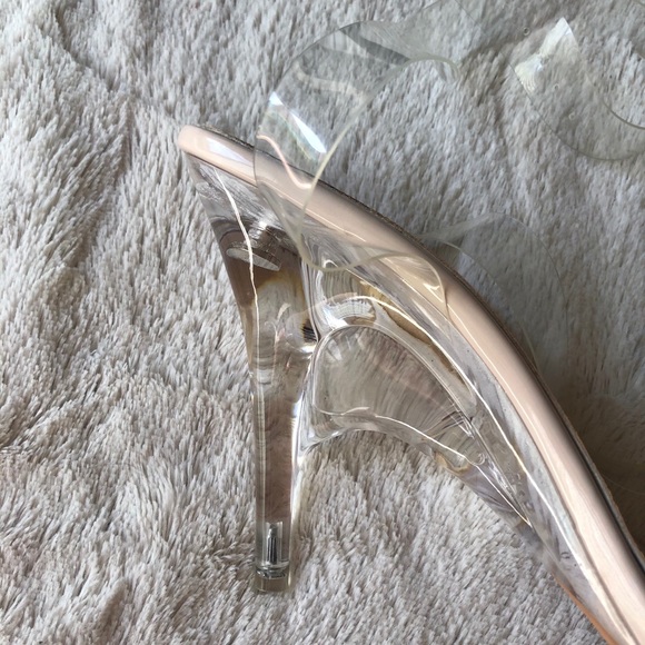 Perspex clear heels - Picture 3 of 5